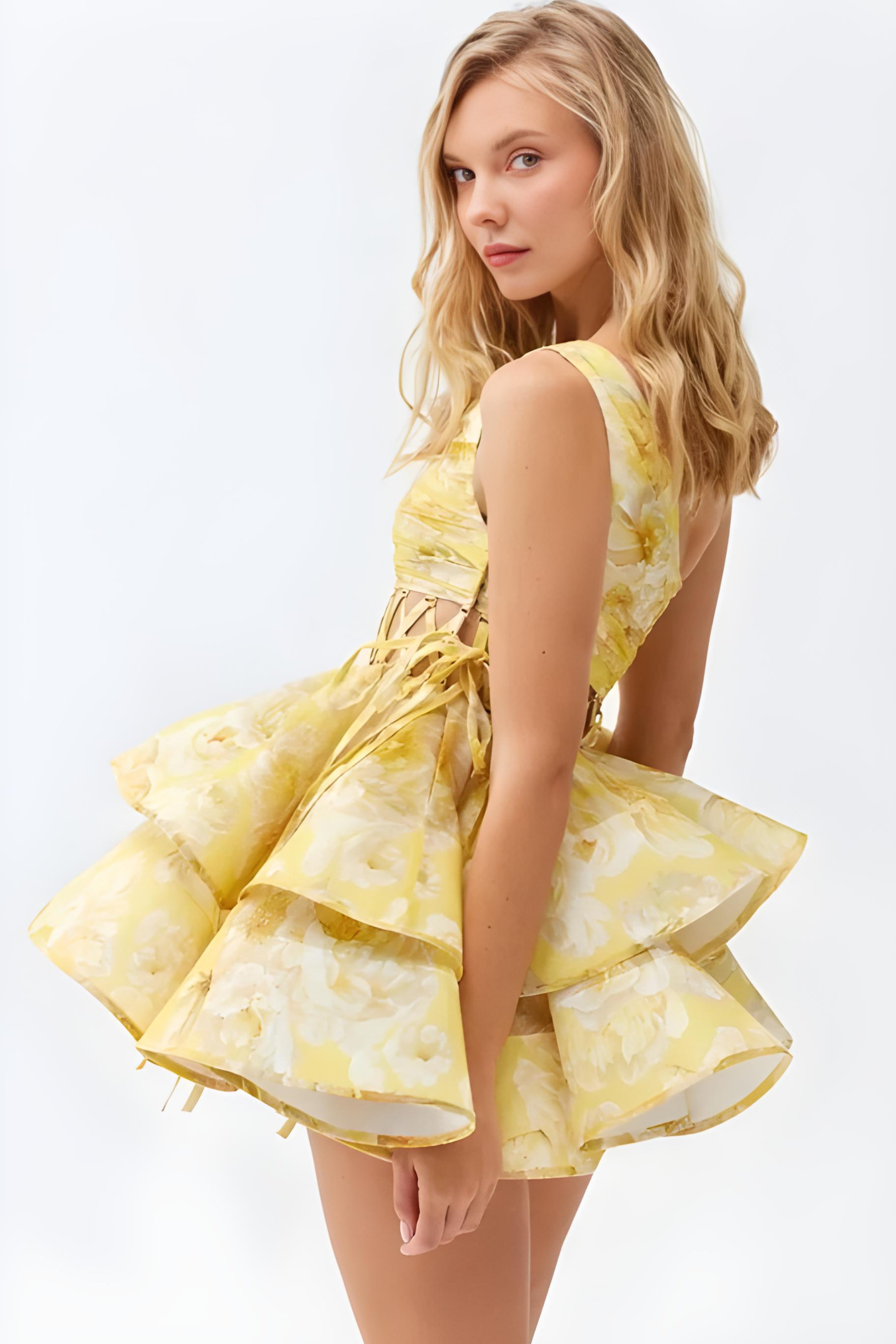 Elavita - Daphne | One-shoulder floral mini dress