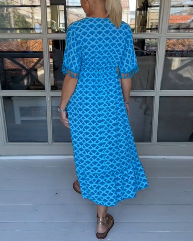 Elavita - Ania - V-neck printed casual dress