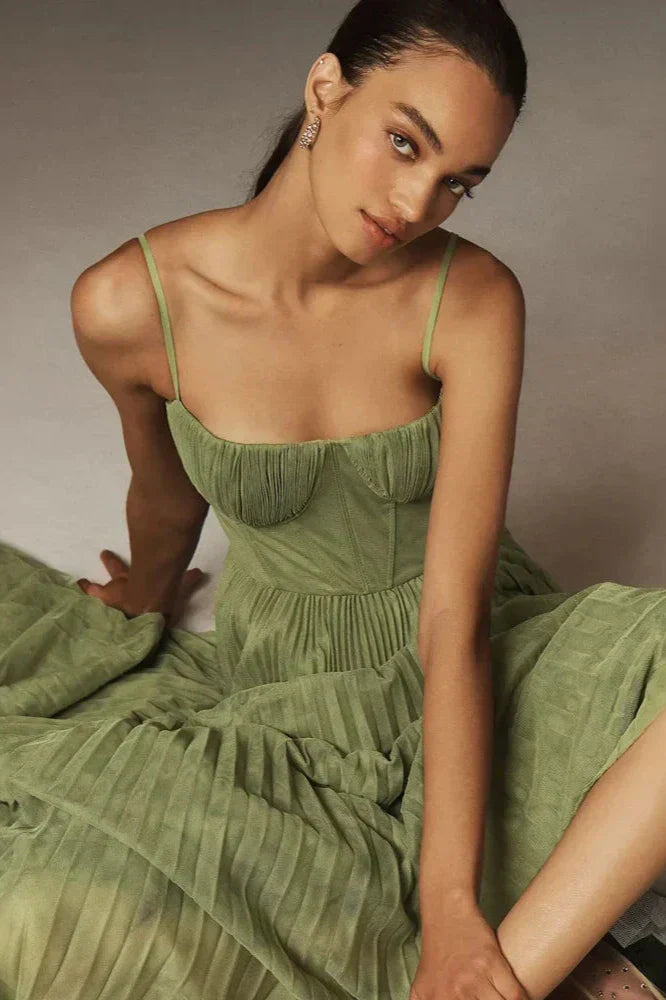 Elavita - Isabella | Pleated tulle midi dress