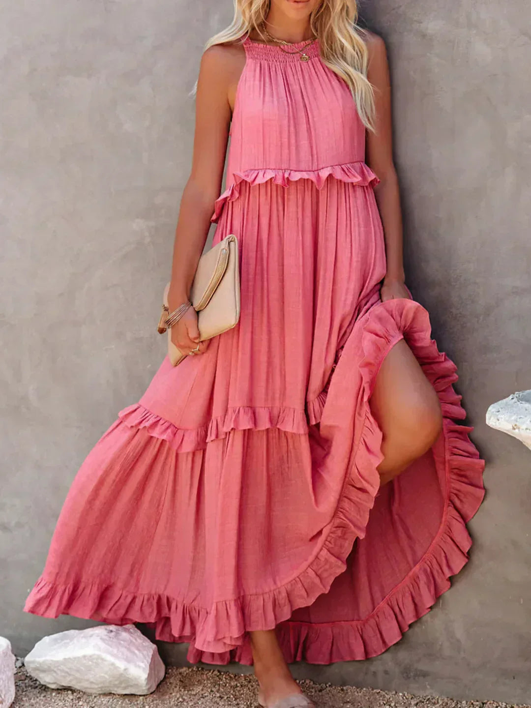 Elavita - Ilona - Halterneck dress with ruffles and pockets