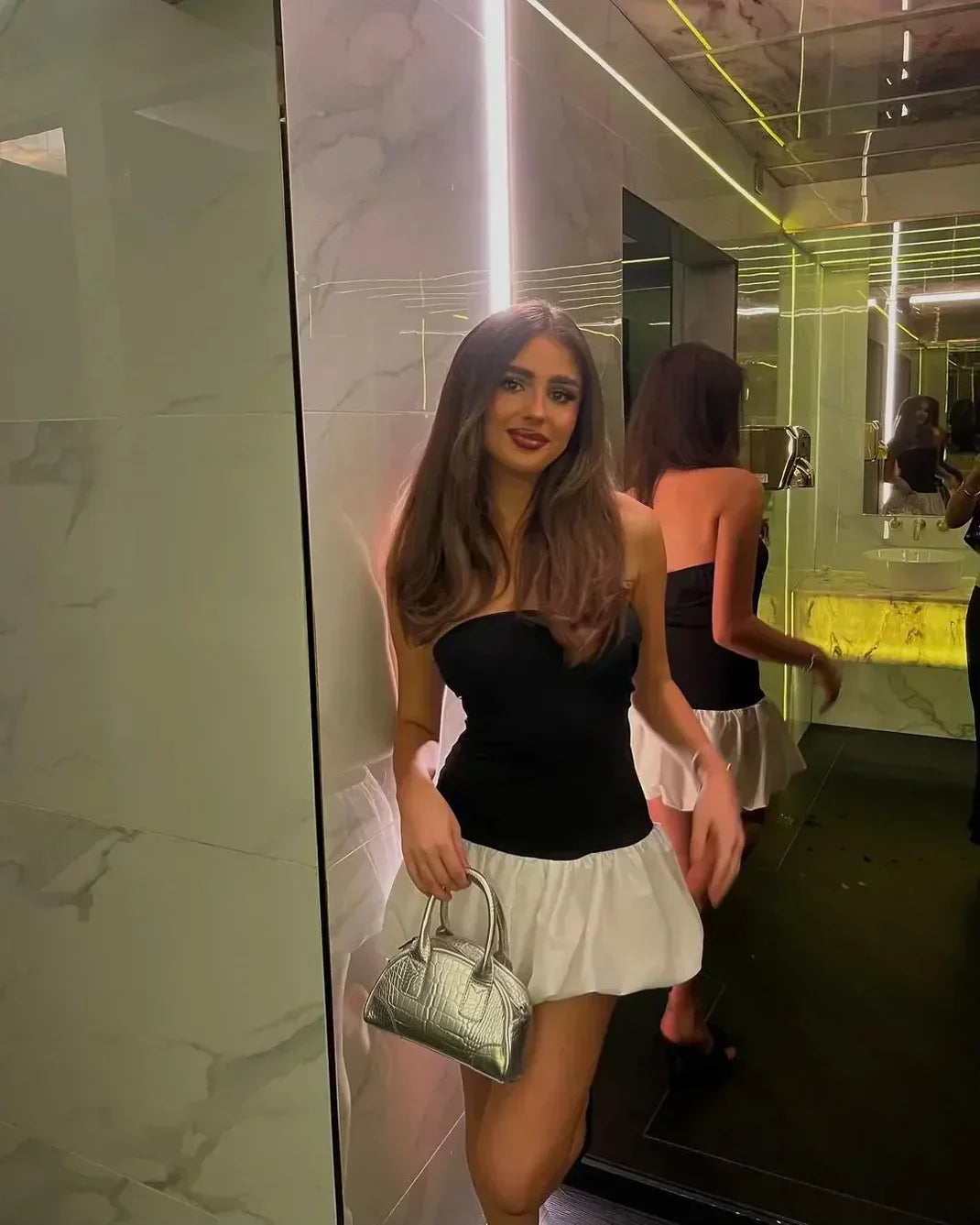 Elavita - Danielle | Mini dress with balloon hem
