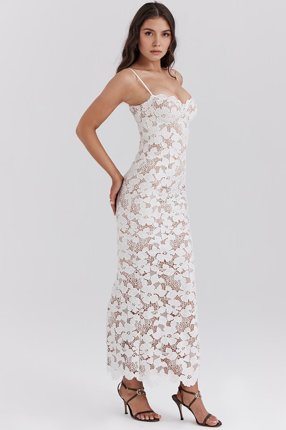 Elavita - EVANGELINE - Embroidered maxi dress