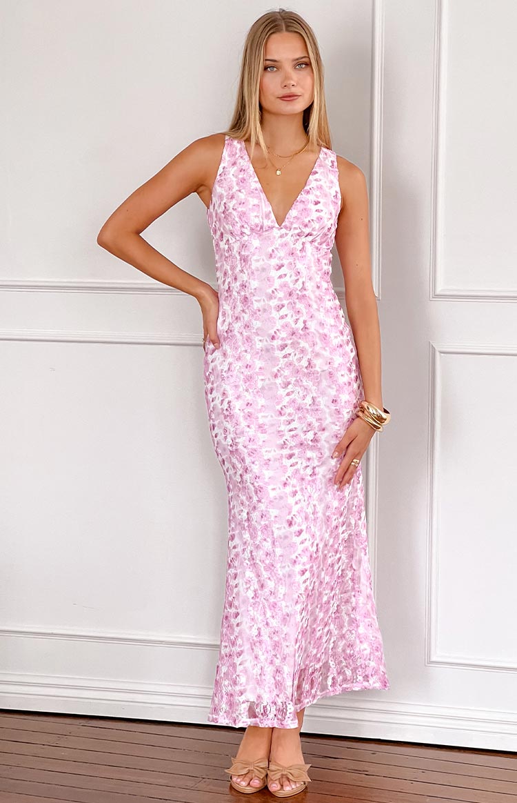 Elavita - Farida - Pink lace maxi dress