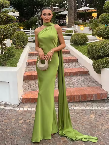 Elavita - Adaline - Timeless cape maxi dress