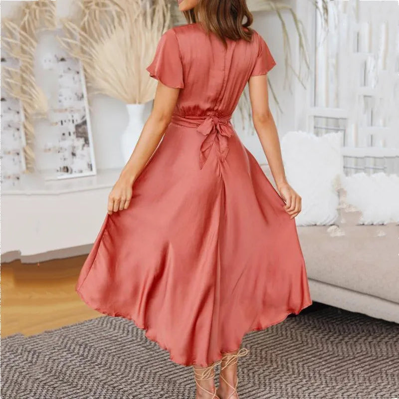 Elavita - Aija - Sexy summer dress with deep V-neck