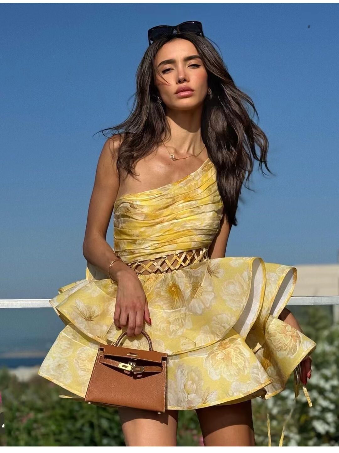 Elavita - Daphne | One-shoulder floral mini dress