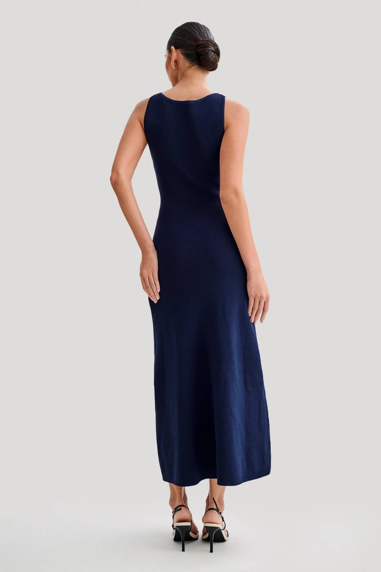 Elavita - Fiona | Sleeveless knitted maxi dress