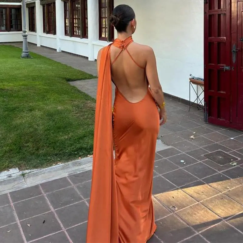 Elavita - Adaline - Timeless cape maxi dress
