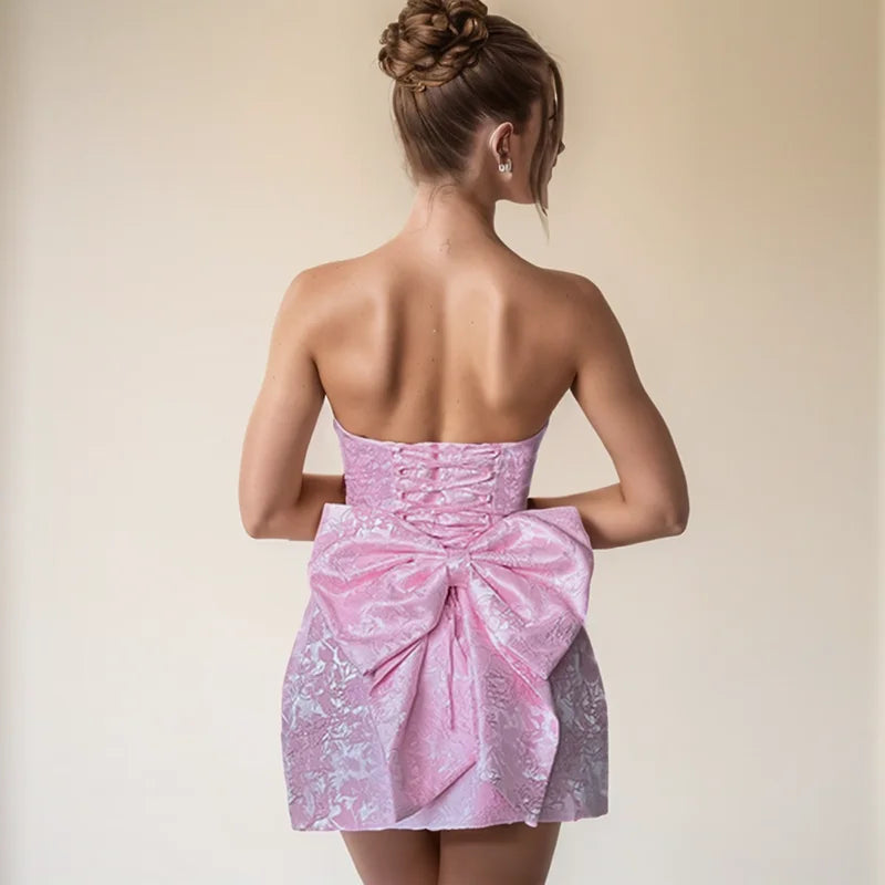 Elavita - Avy – Stunning mini dress with bow