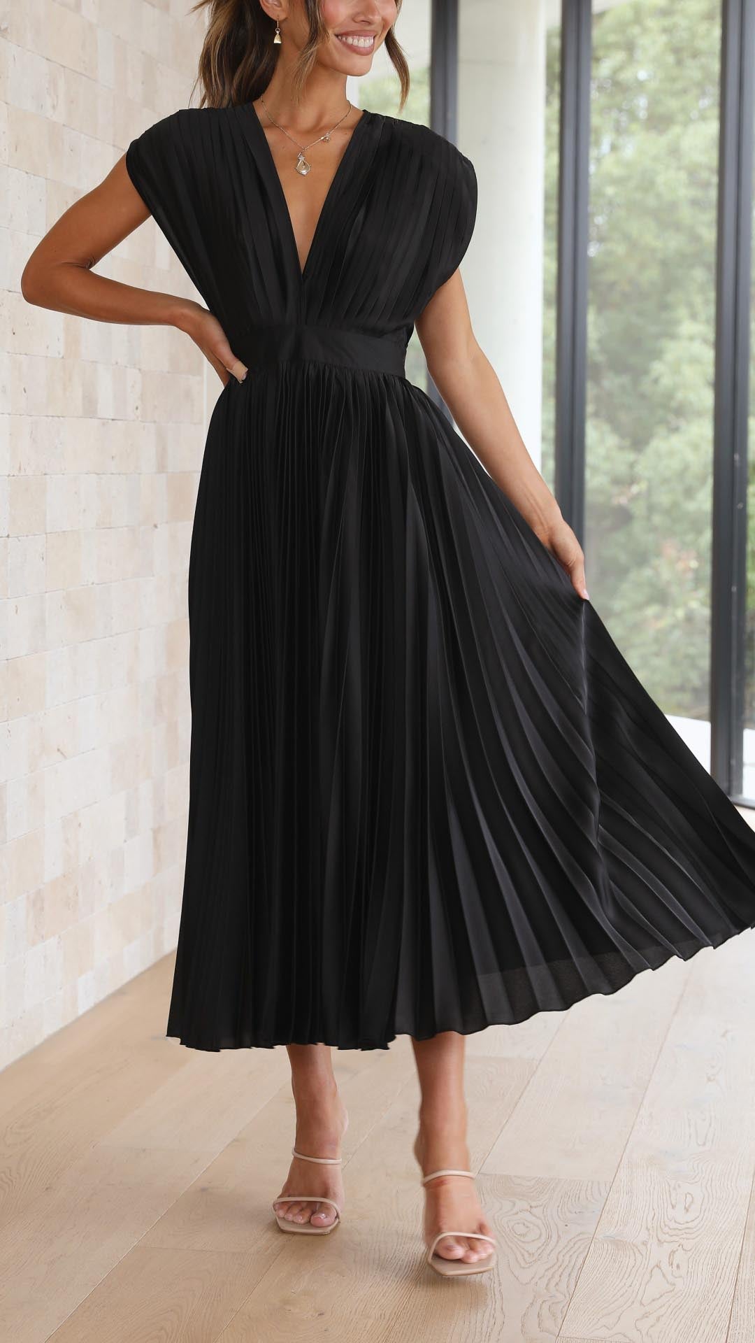 Elavita - Alexis - Elegant pleated dress