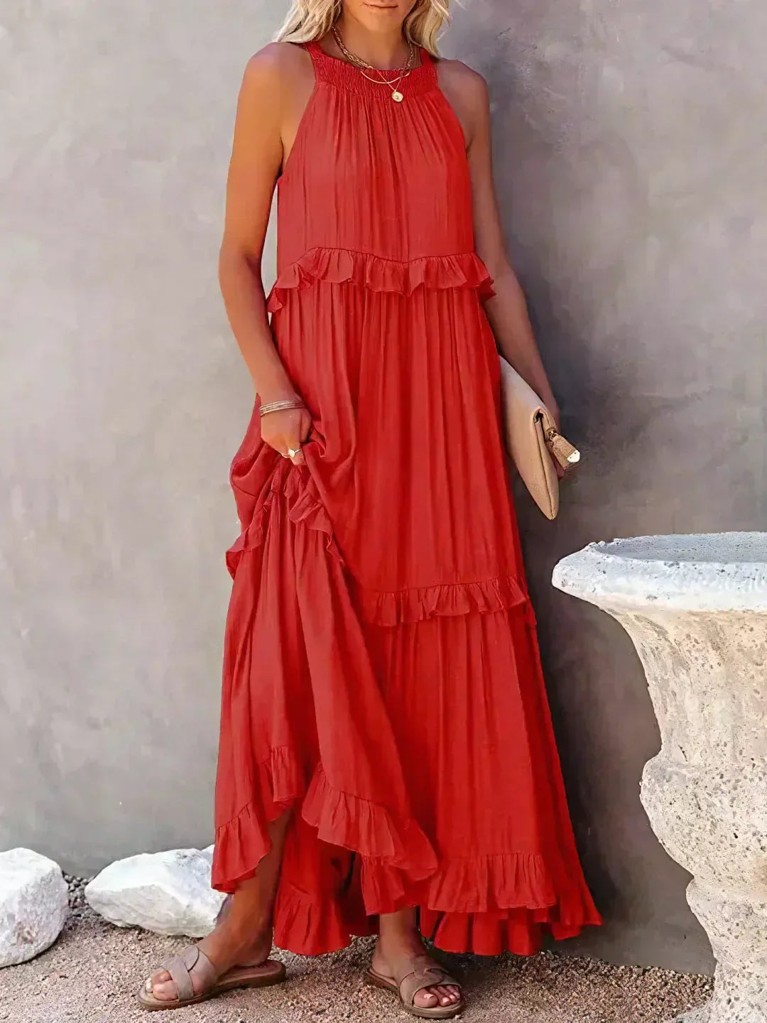 Elavita - Ilona - Halterneck dress with ruffles and pockets