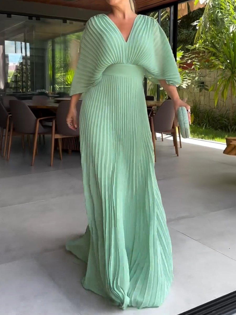 Elavita - Sassa - Floaty Ribbed V-Neck Dress