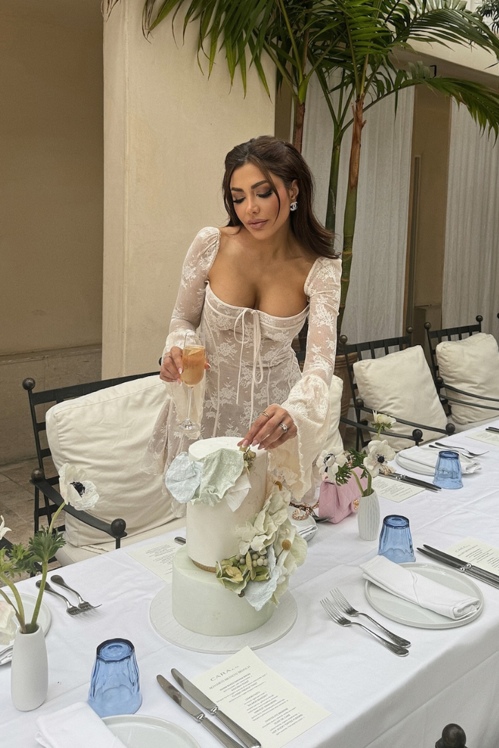 Elavita - Mabel | Long-sleeved lace mini dress