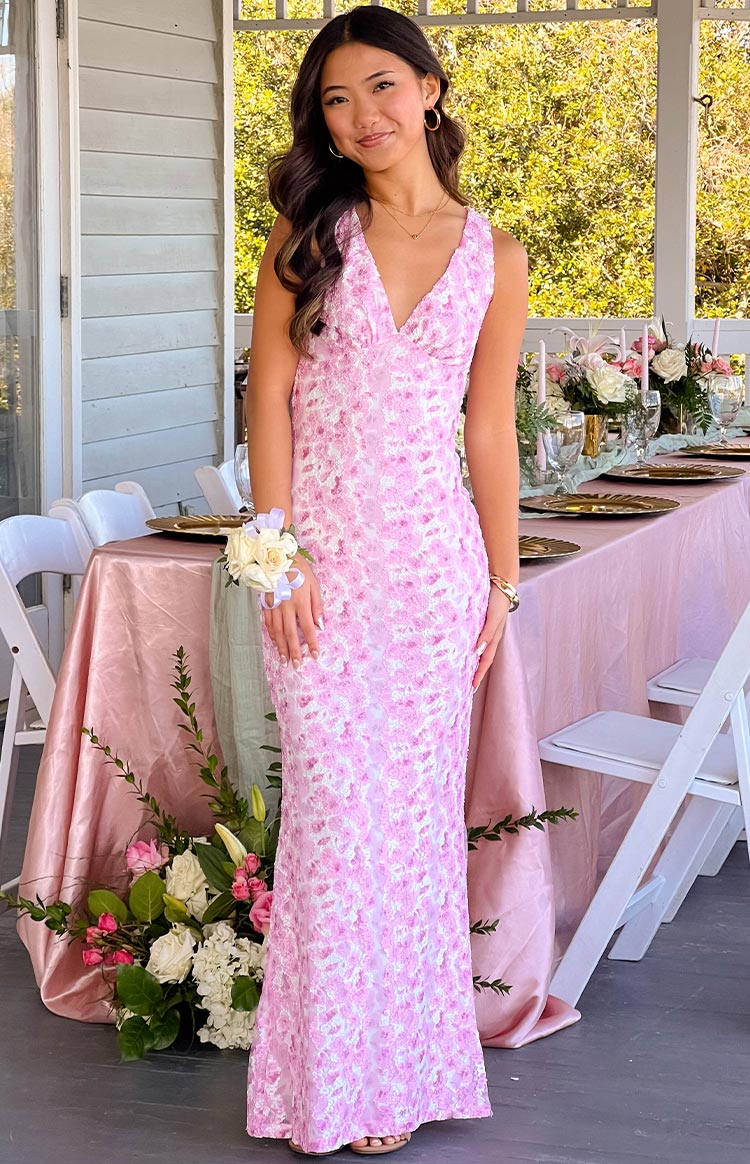Elavita - Farida - Pink lace maxi dress