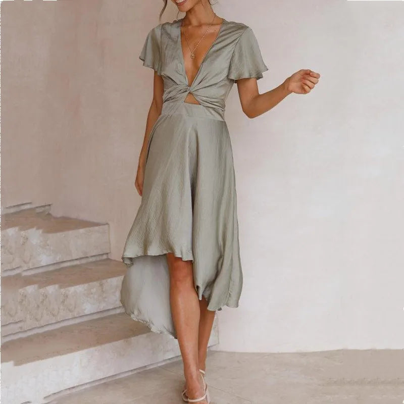 Elavita - Aija - Sexy summer dress with deep V-neck