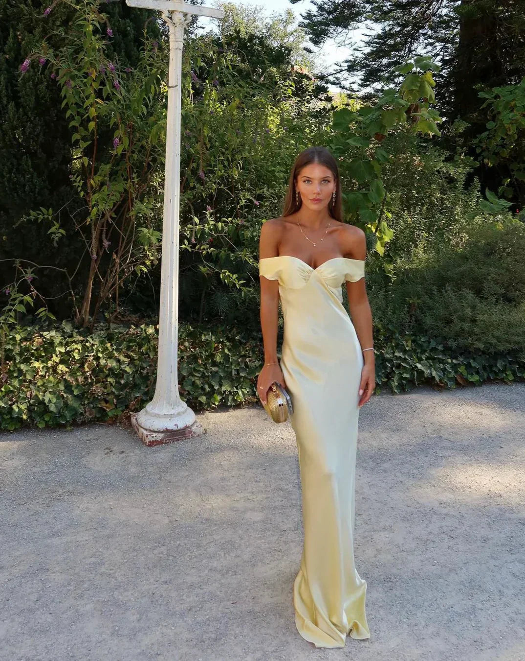 Elavita - Emory - Backless satin maxi dress
