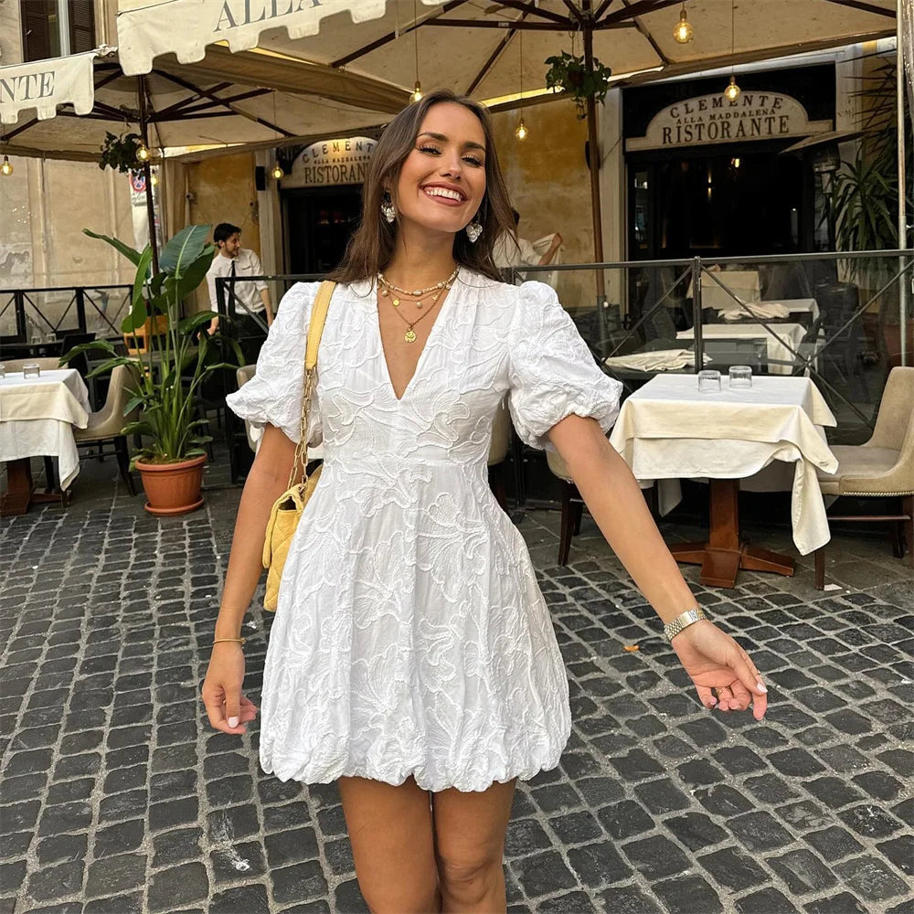 Elavita - Mckenna | Chic embroidered dress