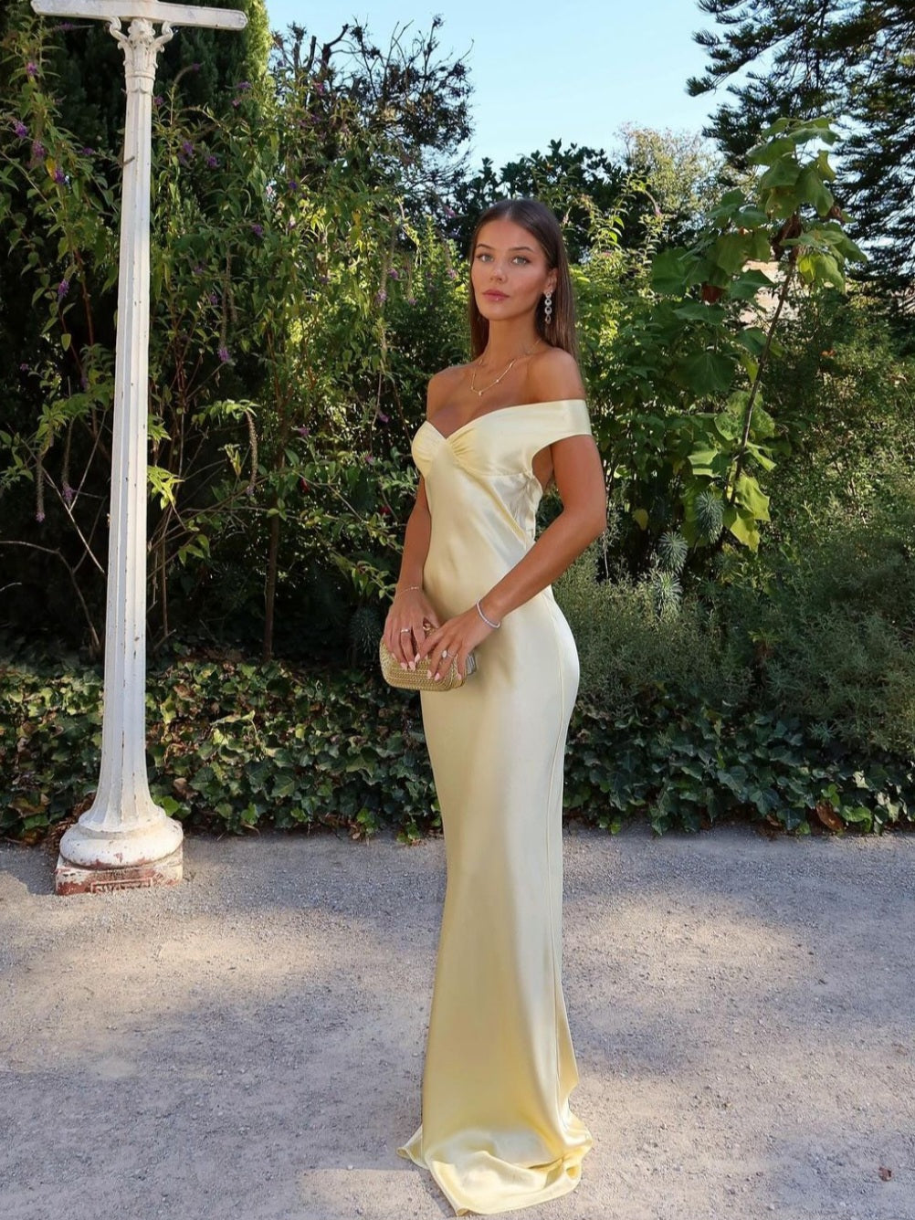 Elavita - Emory - Backless satin maxi dress