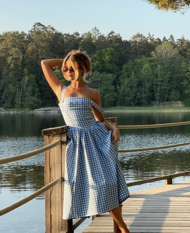 Elavita - Ariana | Sleeveless midi summer dress