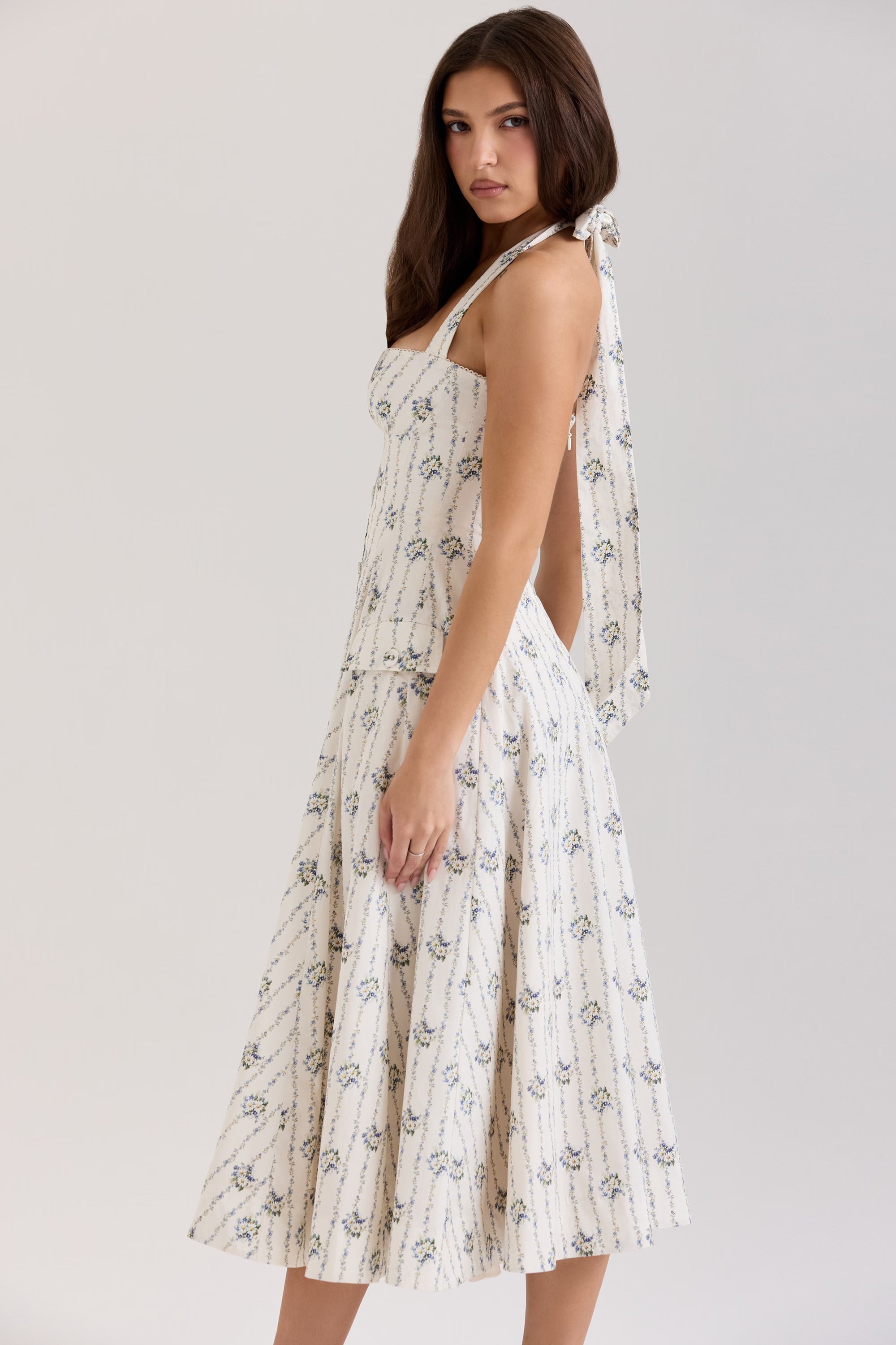 Elavita - Belle - Midi dress with daisy print and halterneck