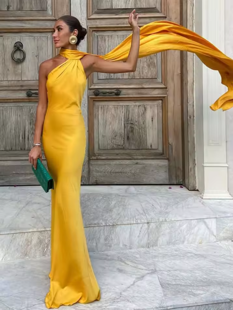 Elavita - Adaline - Timeless cape maxi dress